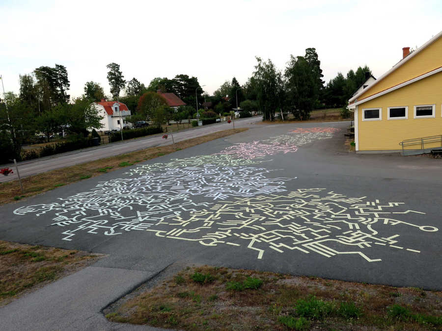 Nonfigurativ markmålning. 