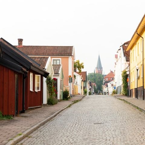 Vy över Rådhusgatan i Västervik.